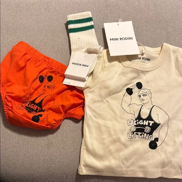 NWT MINI RODINI WEIGHT LIFTING SET - Picture 3 of 3